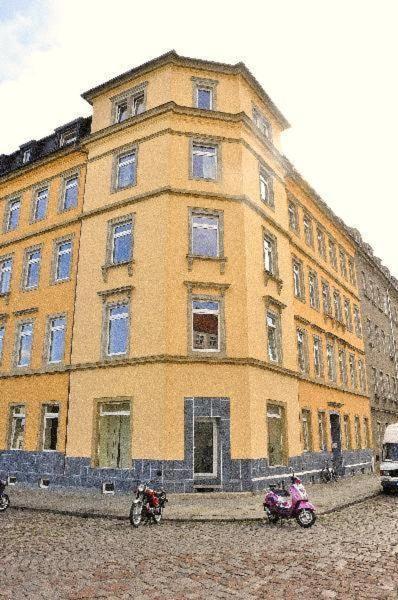 3-Raum-Fewo-Dresden-Zentrum-Balkon-Blick-Auf-Altstadt-L10 Exterior photo